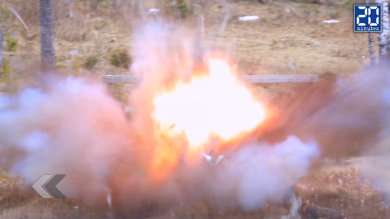 Il détruit un ordi à la dynamite ! - Le rewind du vendredi 13 mai 2016.