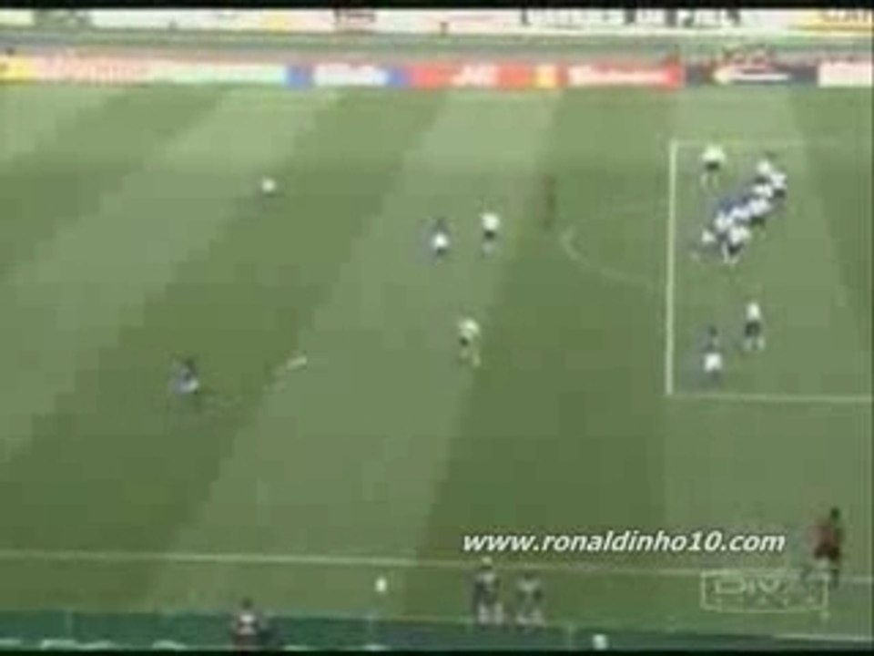 Gol Ronaldinho Brasil 8