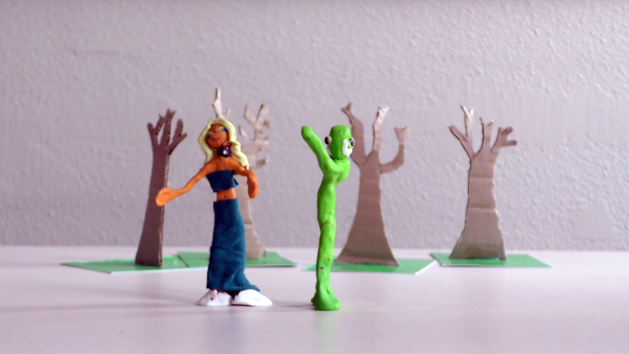 L'ÉTRANGE RENCONTRE