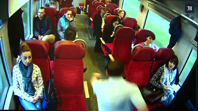Un conducteur de train protège ses passagers en les alertant avant une collision