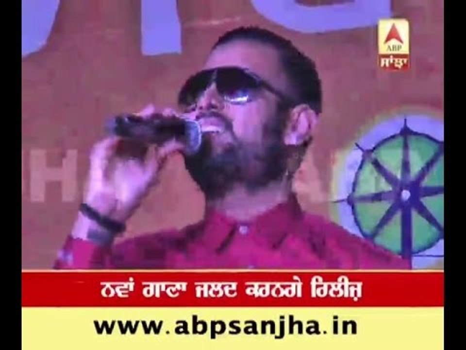 Garry Sandhu entertains audience with hit tracks