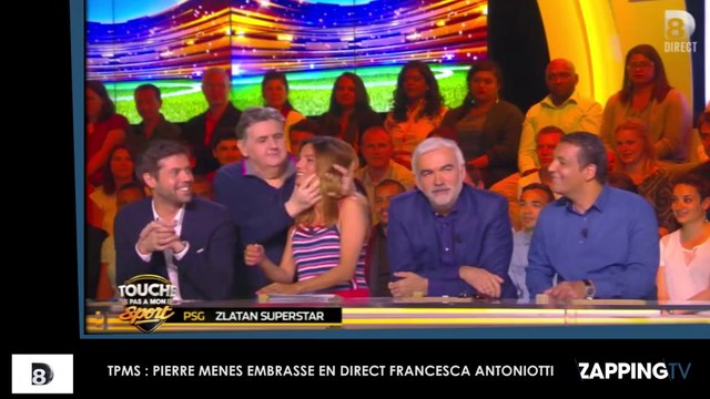 TPMS : Pierre Ménès embrasse fougueusement Francesca Antoniotti (Vidéo)