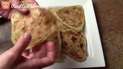 Rghaif Farci au Poulet & Fromage - Chicken & Cheese Stuffed Rghaif - الرغايف معمرين