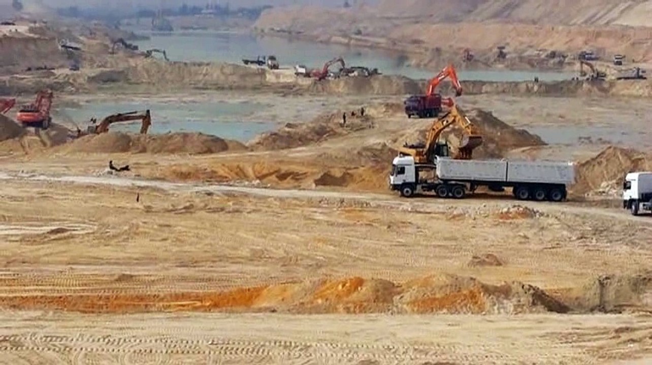 مشاهد من الحفرقناة السويس الجديدة ديسمبر2014