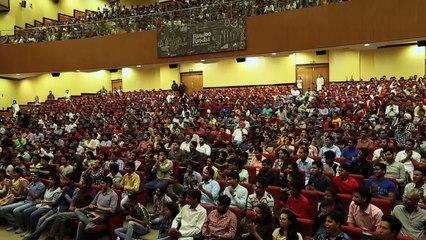How to look at your Destiny By Sandeep Maheshwari (in Hindi)