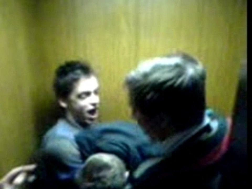 Matt ascenseur