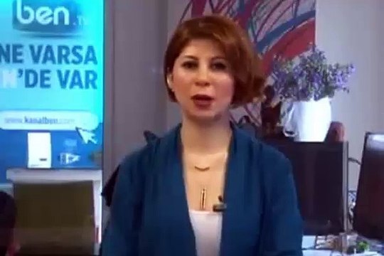Haber Sunarken Sinirleri Boşalan Spiker Abla