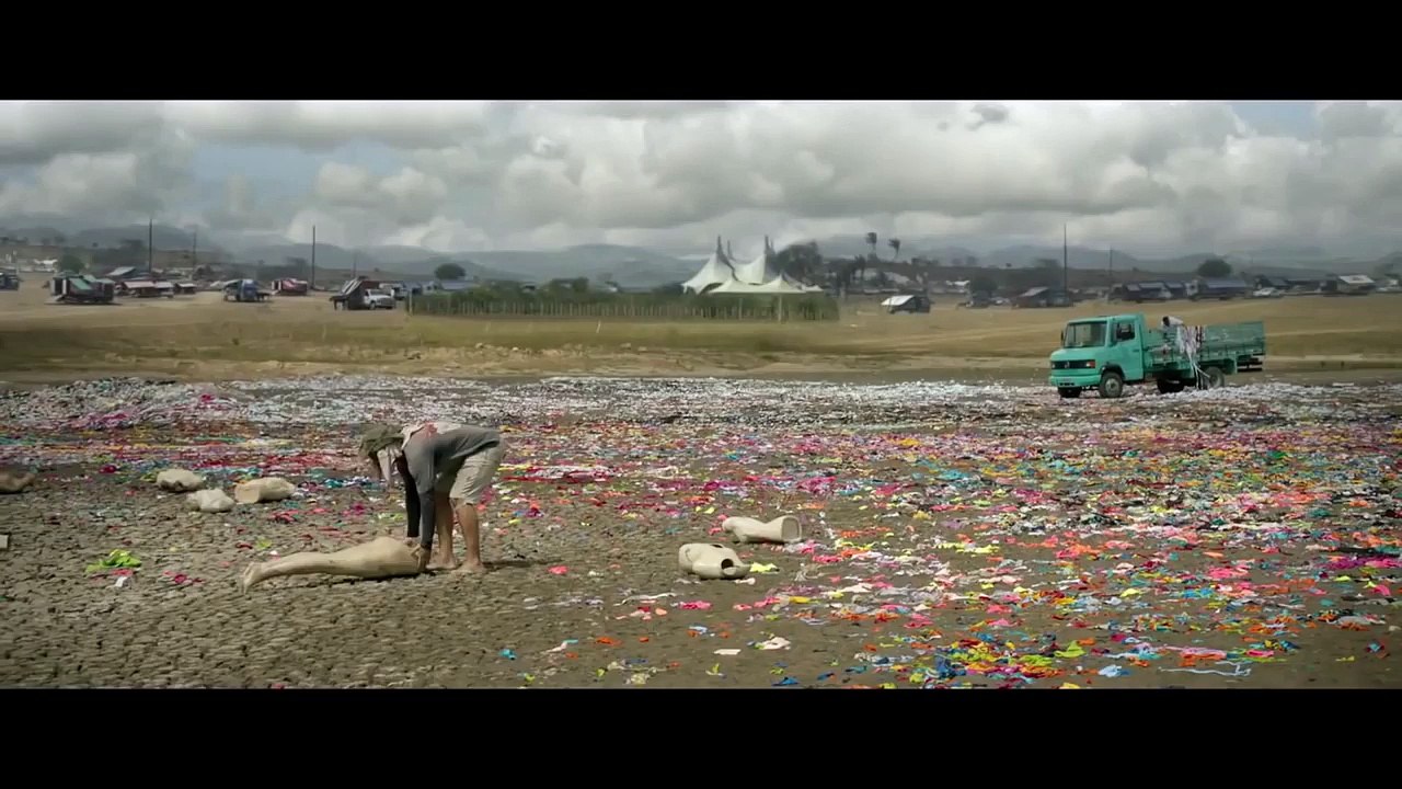 Neon Boğa 2016 Fragman