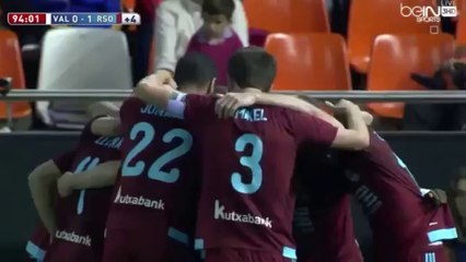 الدوري الإسباني - فالنسيا 0 - ريال سوسيداد 1 ( هدف ميكيل اويارزابال ) أحمد عبده 13 - 5 - 2016