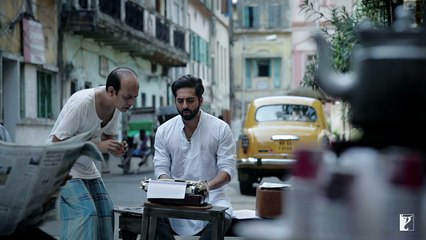 Meet Abhimanyu Roy - Meri Pyaari Bindu - Ayushmann Khurrana - Parineeti Chopra