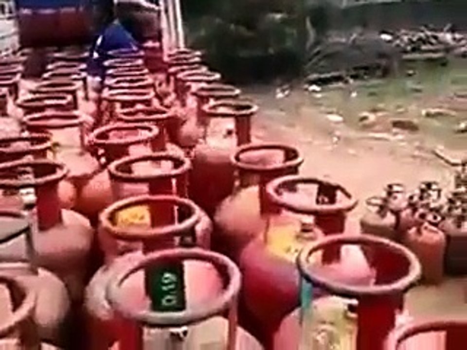 Latest Indian Funny Videos Compilation 2016 - Indian Whatsapp Videos - Videos De Risa 2016 (10)