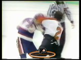 Nov 1, 1984 Jim Kyte vs Dave Brown Winnipeg Jets vs Philadelphia Flyers