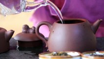 How to Use, Hold and Pour with an Yixing Teapot