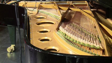 Geflüchtet nach Deutschland: Der Pianist aus den Trümmern