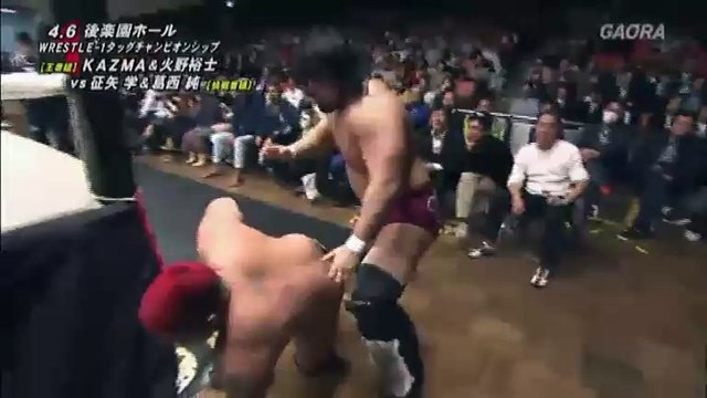 04.06.2016 Yuji Hino & KAZMA SAKAMOTO (c) vs. Manabu Soya & Jun Kasai (W-1)