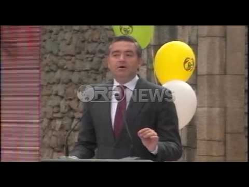 Dita e familjes - Klosi: Të reflektojmë për një familje të shëndoshë- Ora News