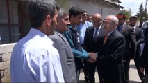 Van - CHP Genel Başkanı Kılıçdaroğlu'ndan, Van'da Şehit Ailesine Başsağlığı Ziyareti