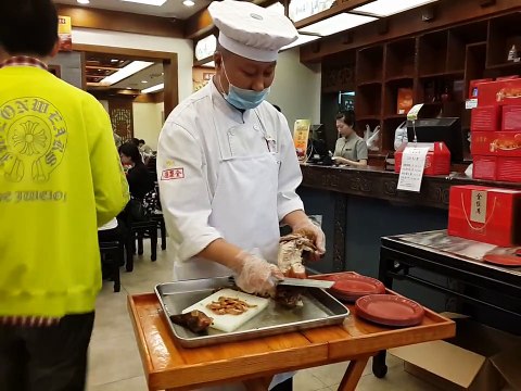 Vlog: China. Beijing. Beijing duck. Китай. Пекин. Пекинская утка. 北京烤鸭