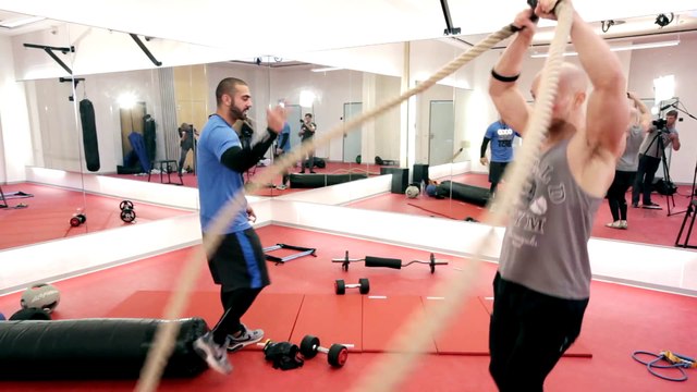 Coach Seyit vs. Karl ESS! MMA Workout - UFC Fighter Training Bodybuilding vs. ATHLETE (2)