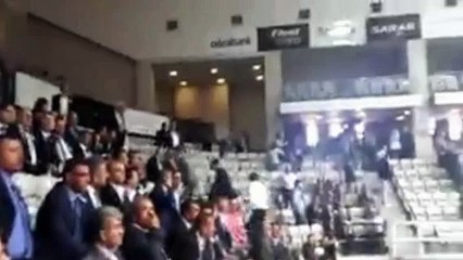 Beşiktaş kongresinde kavga!