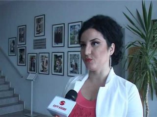 Lajme - Përgatitjet për Mitingun e Poezisë