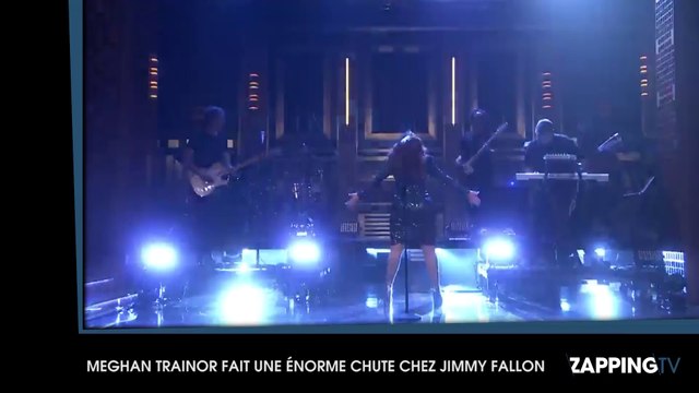 Meghan Trainor fait une énorme chute à la télévision (Vidéo)
