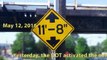 Panneau signalitique pour éviter aux camions de percuter un pont peu élevé et éviter le drame