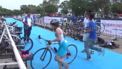 Antalya Triatlonu, Halk Triatlon Yarışları ile Başladı