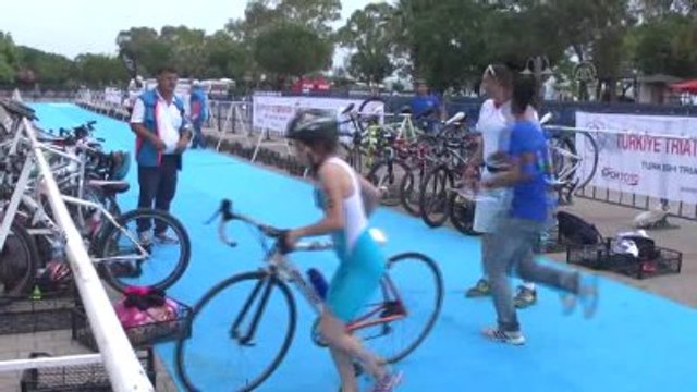 Antalya Triatlonu, Halk Triatlon Yarışları ile Başladı