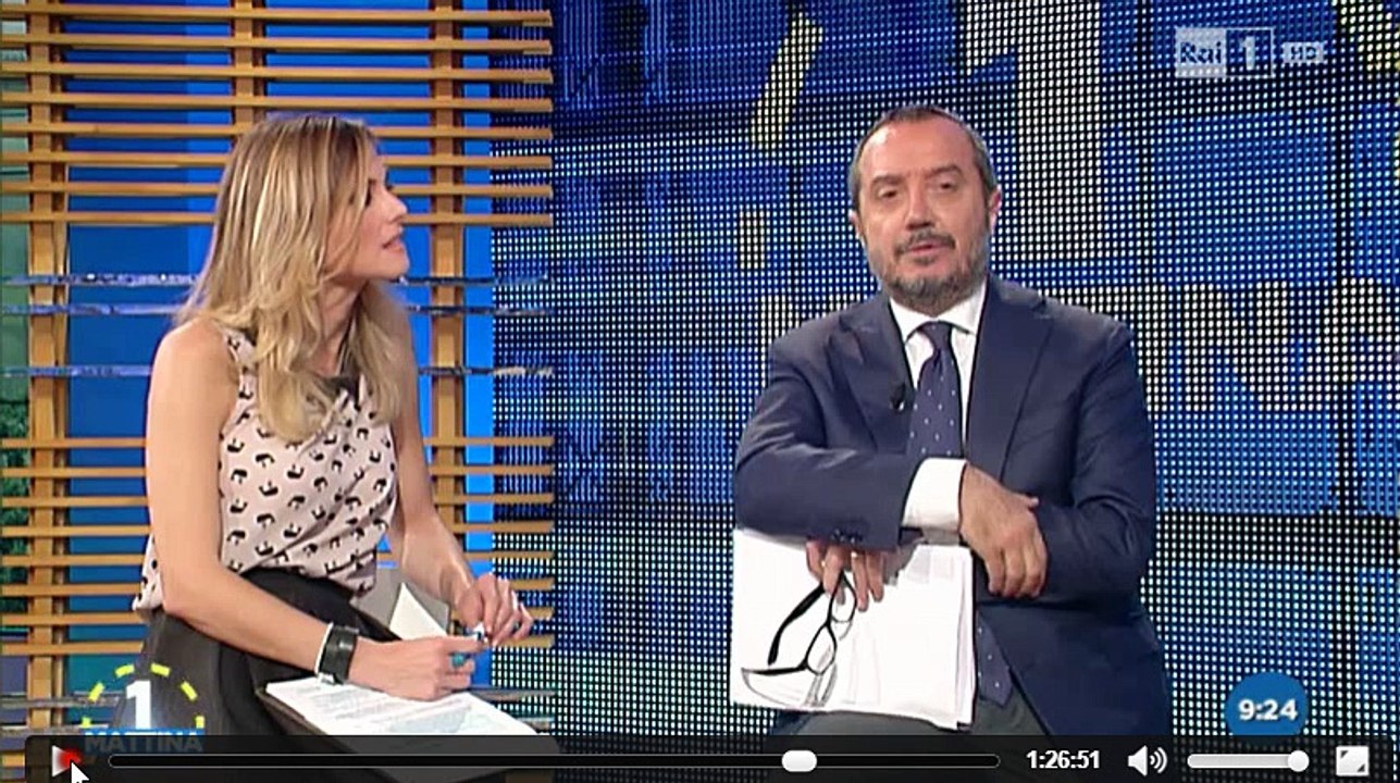 Flavio Insinna in collegamento a "Uno Mattina", in diretta da Stoccolma per l'Eurovision Song Contest 2016 - 13/05/2016, Rai 1