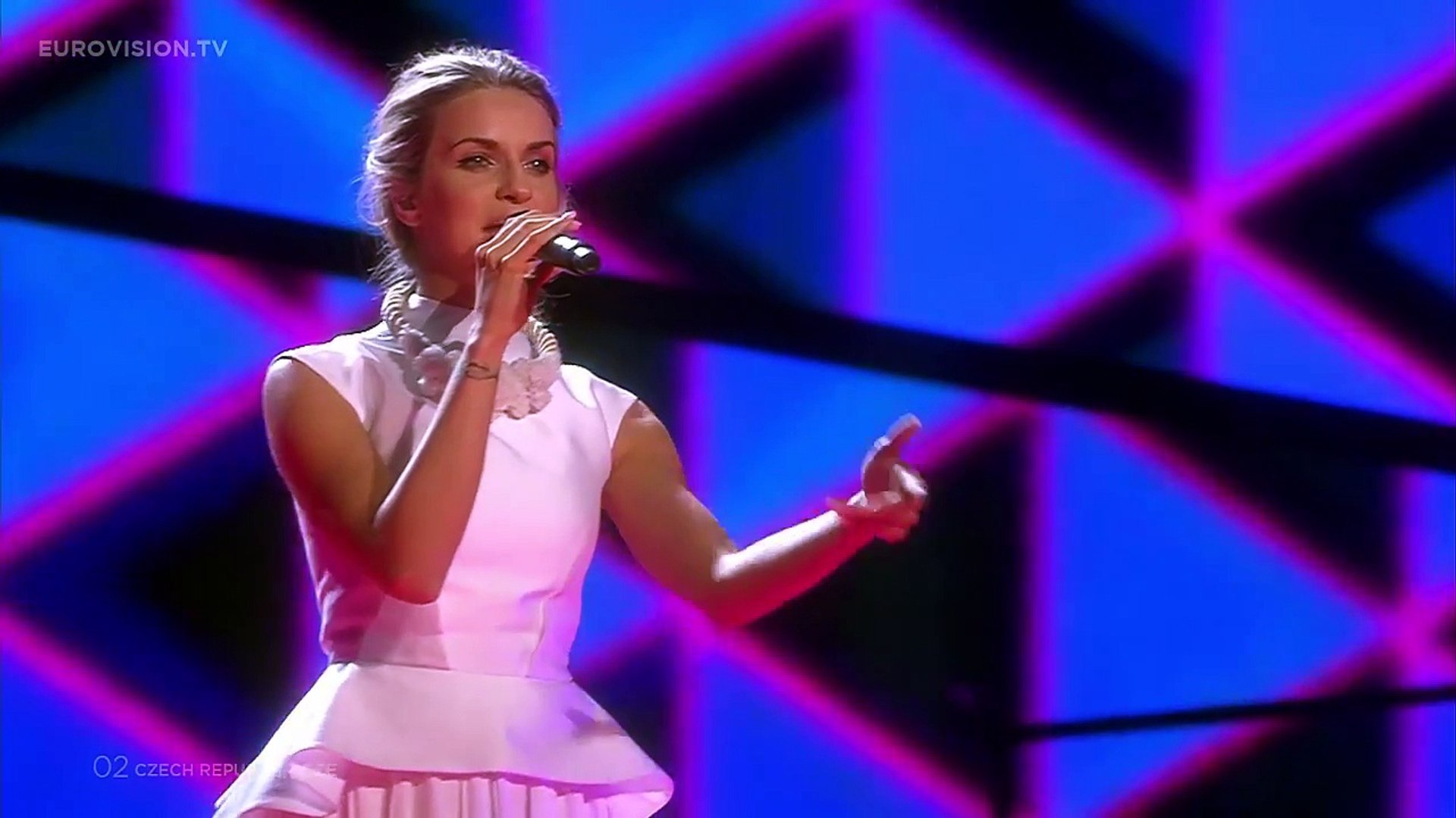 Gabriela Gunčíková - I Stand (Czech Republic) at the Grand Final Eurovision  Song Contest 2016 - video Dailymotion
