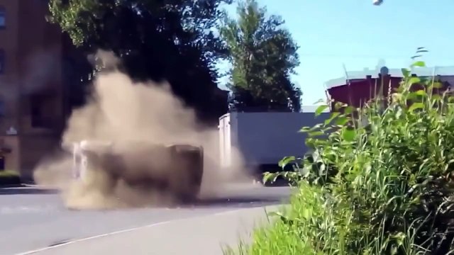 АВТОПРИКОЛЫ 2016. Авто приколы за рулем, Бабы ТП за рулем