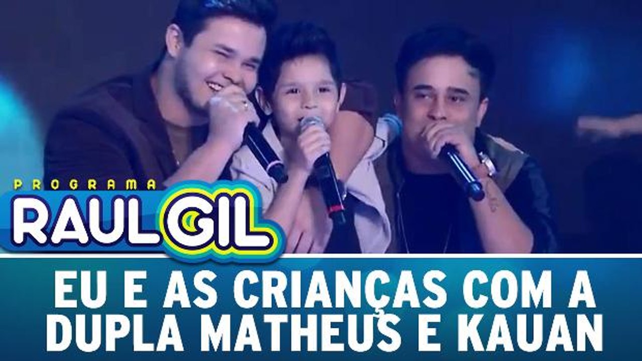 Eu e as Crianças com a dupla Matheus e Kauan