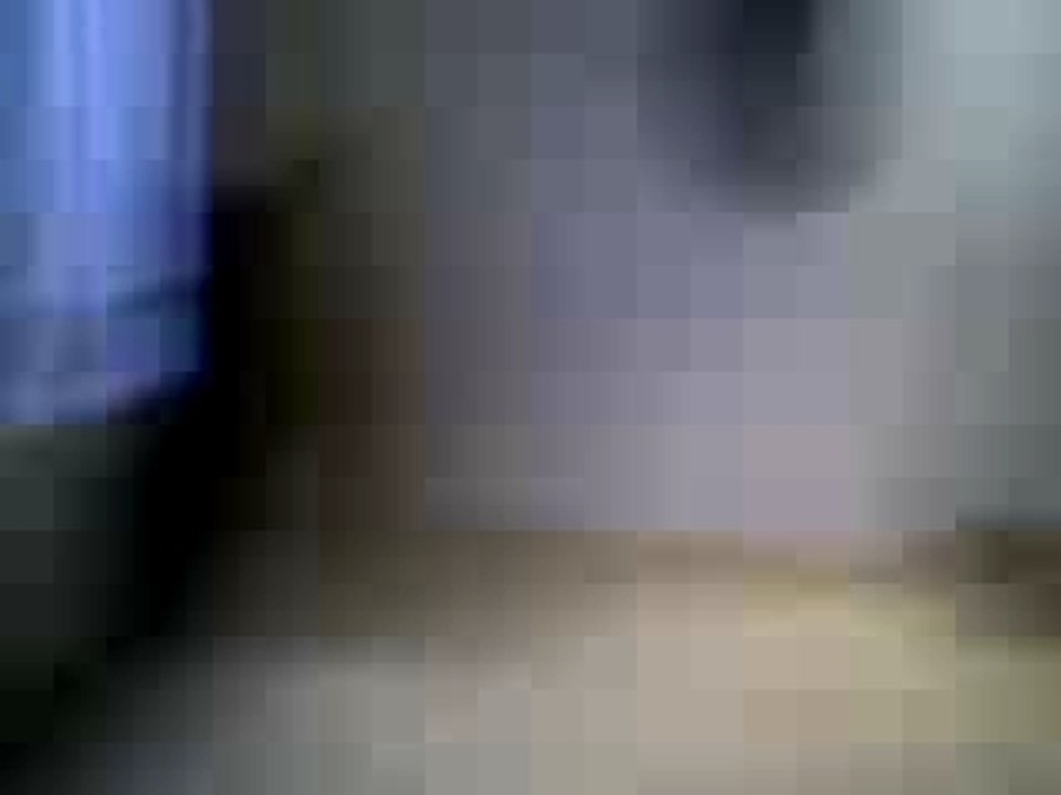 Adent se fait defoncer par un puching ball (video par IS)