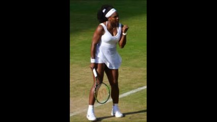 Serena Williams eats dog  food in Italy