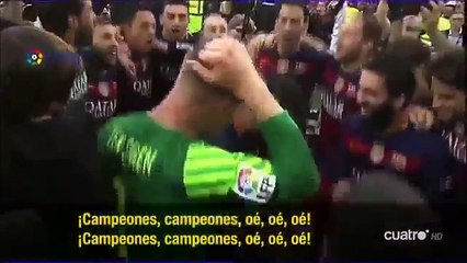 El polémico cántico de los jugadores del Barcelona en la celebración tras ganar la Liga