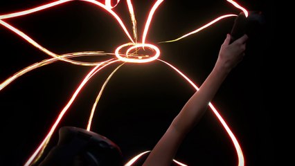 Приложение Google Tilt Brush для 3D-скетчинга