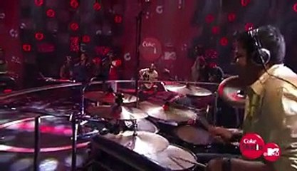 Nooran Sisters:-Allah Ho Da Waaj Aaya Kuli Ni Fqeer Di Wichon.Coke Studio