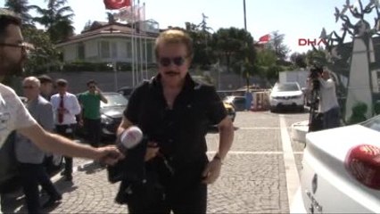 Oya Aydoğan'ın Hayatını Kaybettiği Hastaneye Ziyaretler Sürüyor