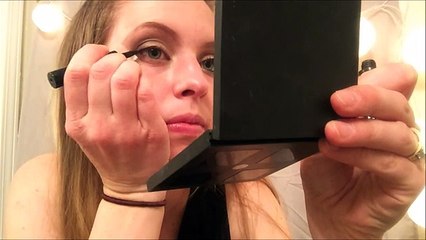 GRUNGE INSPIRED MAKEUP LOOK -- DARK LIP