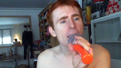 Wiwi égratigne "not on drugs" de Tove Lo