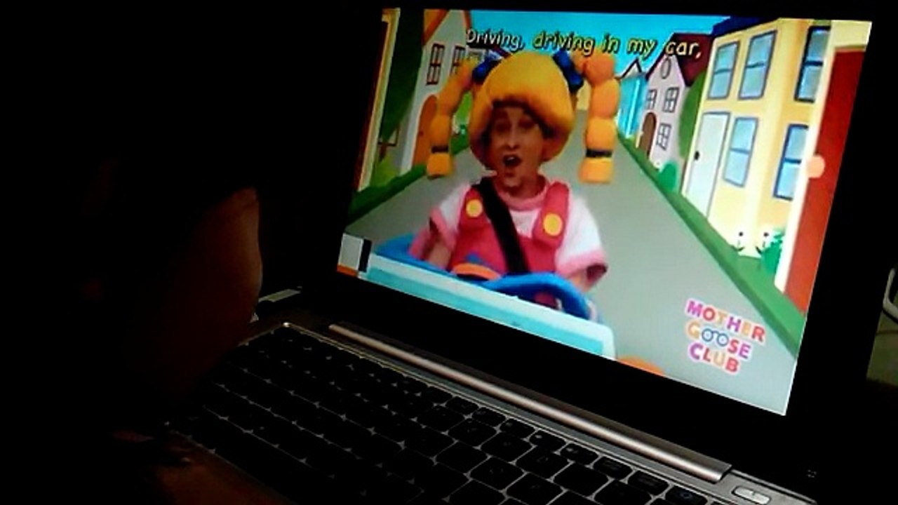 My two year old watch Nursery Rhymes - Mother Goose Club