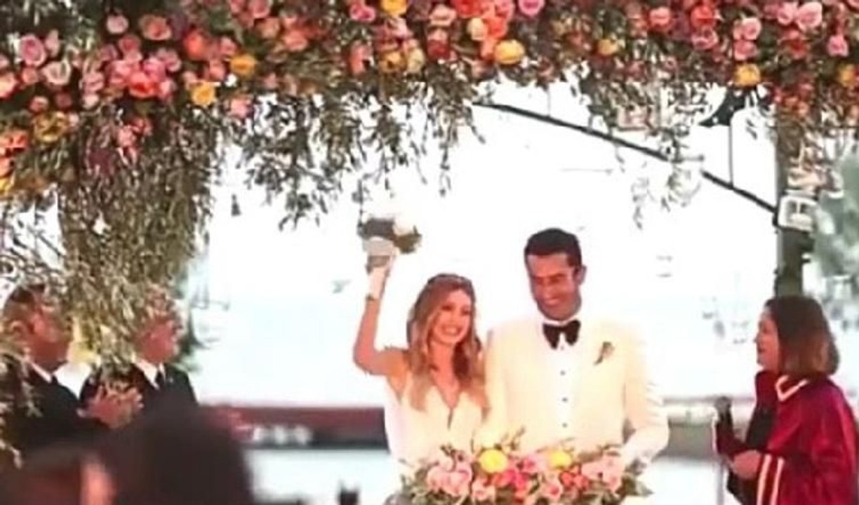 İşte Sinem Kobal ile Kenan İmirzalıoğlu'nun mutluluğa 'evet' dediği an