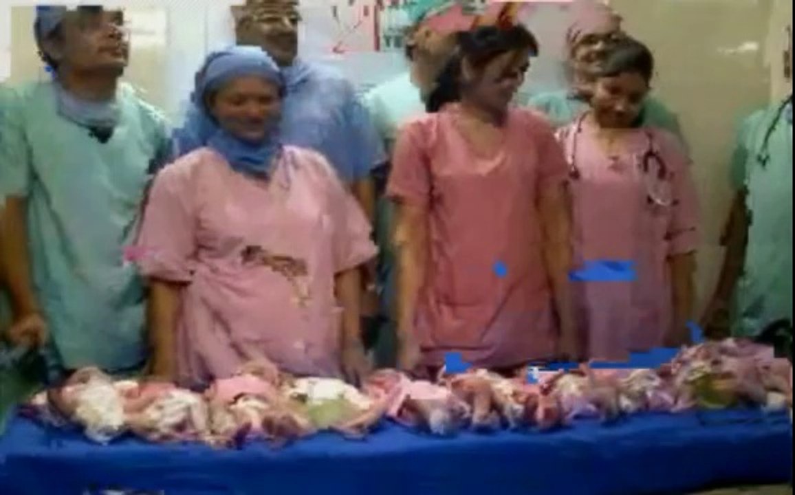 Woman Gives birth to 11 babies - 3ajaib wa gharaib 2015 عجائب وغرائب -