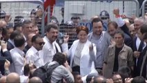 MHP Genel Başkan Adayları Toplanıyor 8 - Meral Akşener, Toma'lar ve Polis Barikatının Önünde