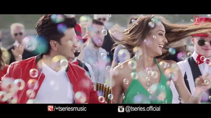 Pyar Ki Maa Ki Video - HOUSEFULL 3  Shaarib & Toshi