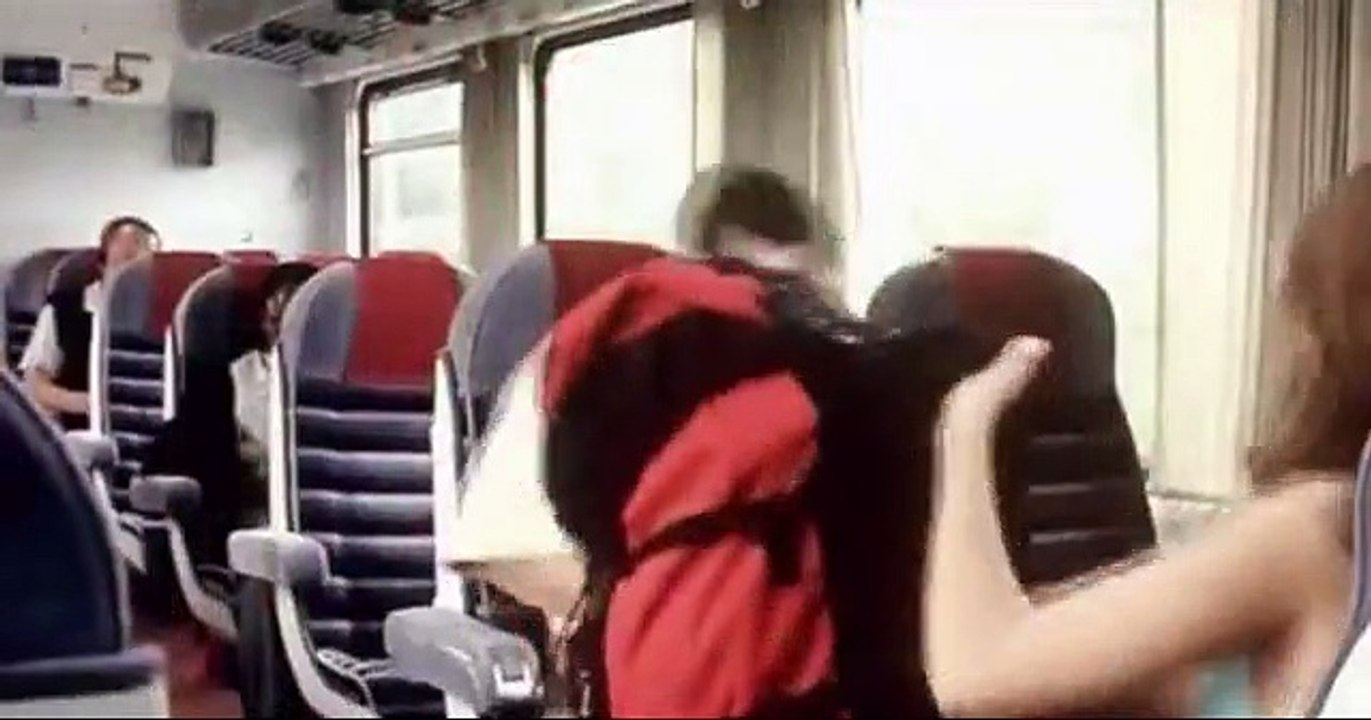 Eurotrip Deleted scene with Michelle Trachtenberg