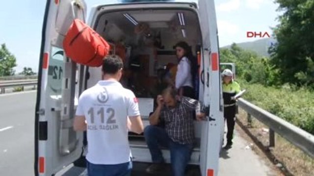 Sapanca'da Düğün Dönüşü Kaza: 4'ü Çocuk 7 Yaralı