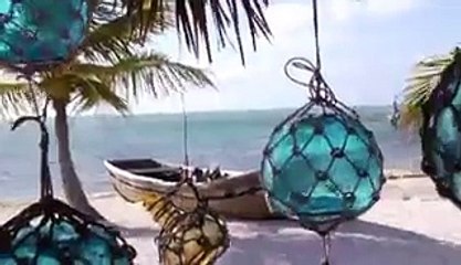 Miranda Kerr behind the scenes Backstage shoot