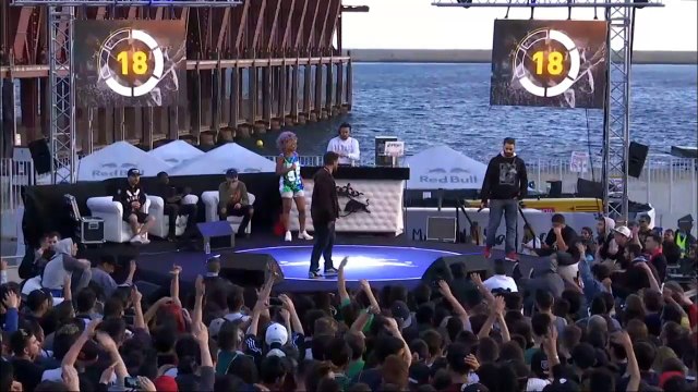 Sacro Requiem vs Navalha (Cuartos) - Red Bull Batalla de Gallos 2016 España. Regional Almeria